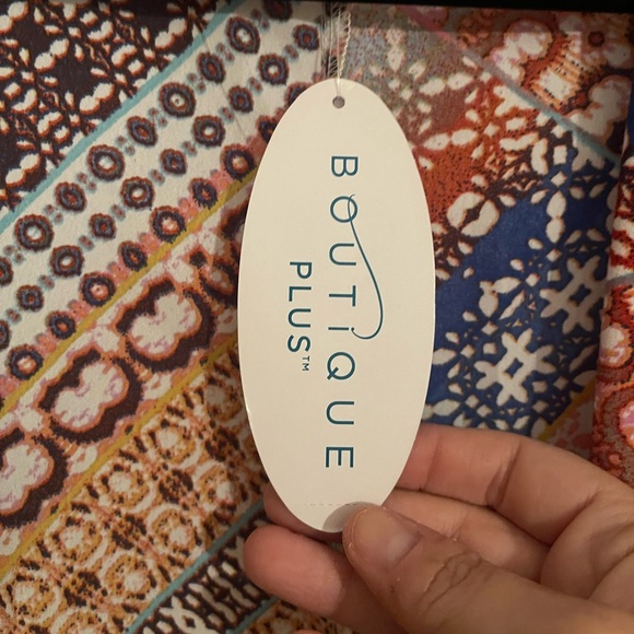 🆕✨NWT Plus Colorful Printed Kimono Boho Style Size 2x-3x Flowy 🦋 - Picture 10 of 10